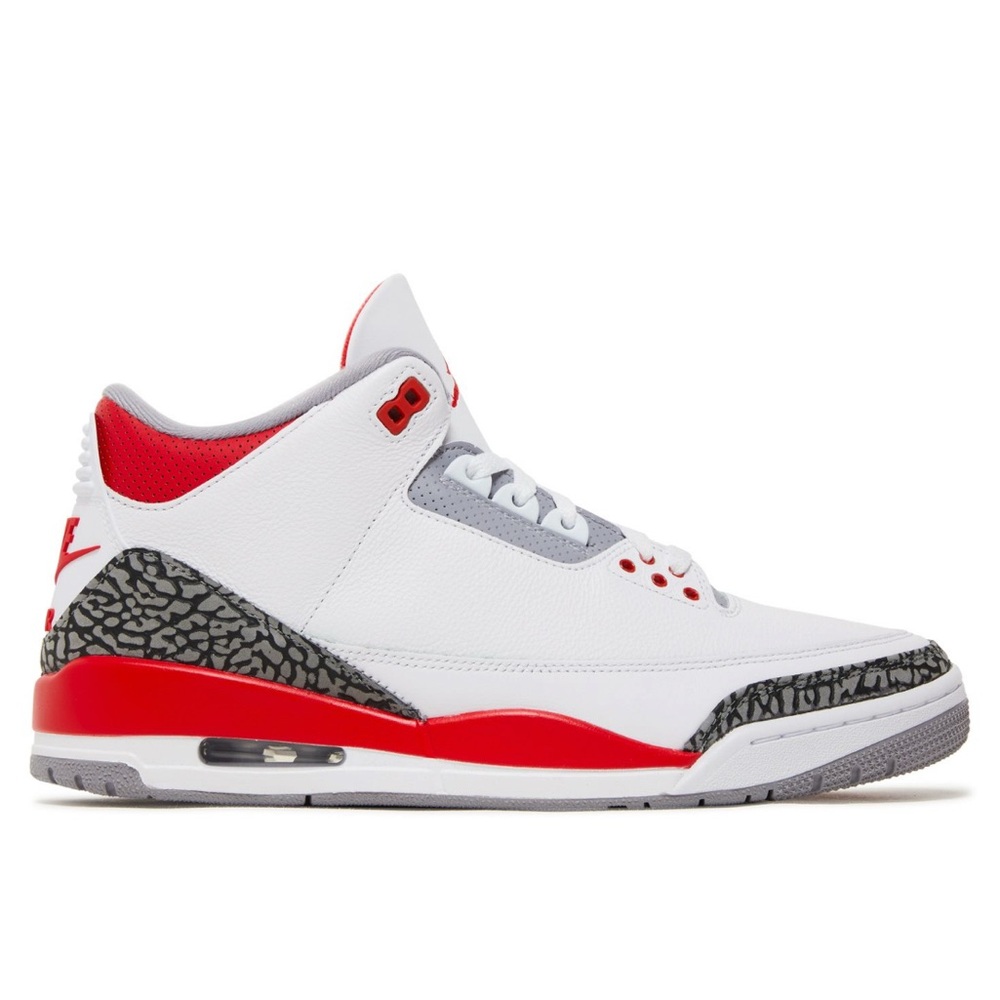 Men's Nike Air Jordan 3 Retro | size 10.5